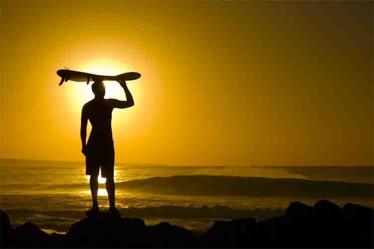 Should I wear sunscreen when surfing?