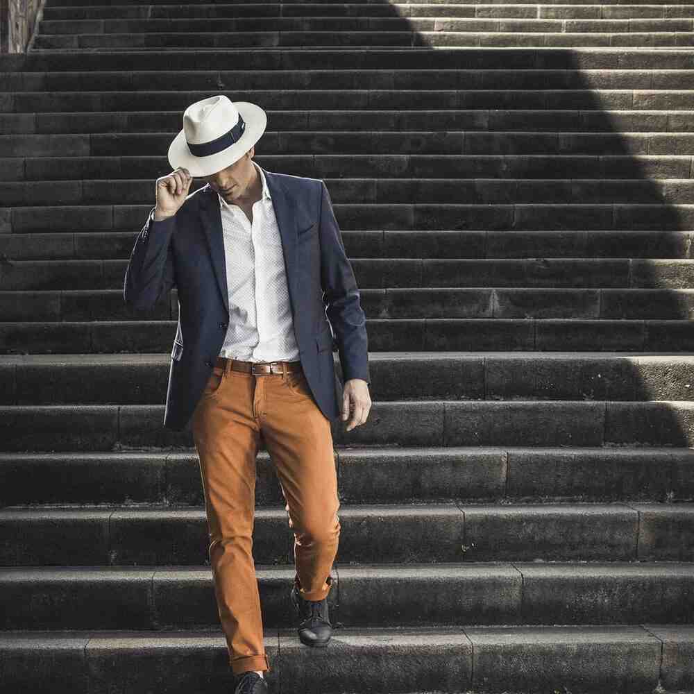 What do you wear with a Panama hat?