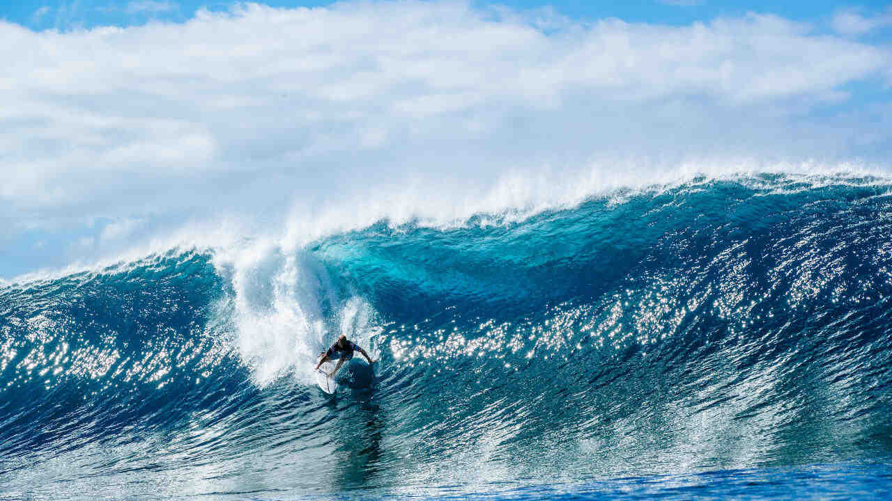 Can I surf pipeline?