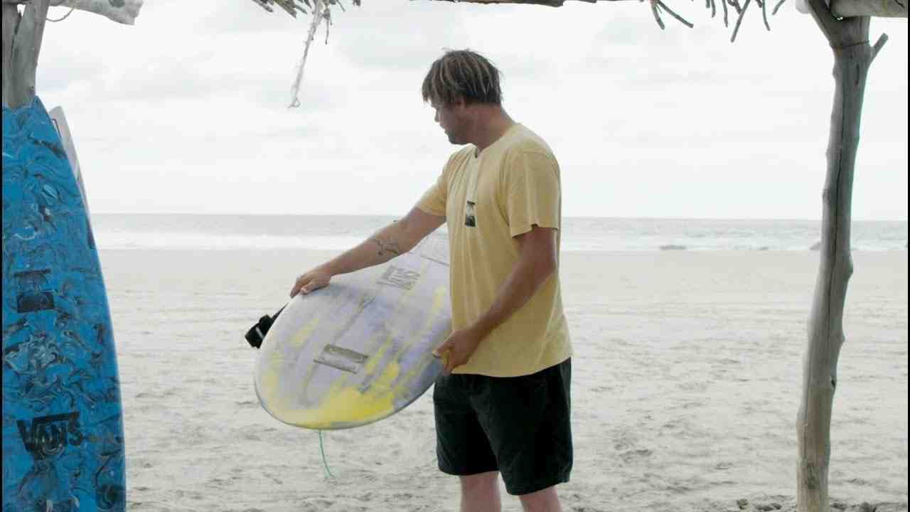 What surfboard does Dane Reynolds use?