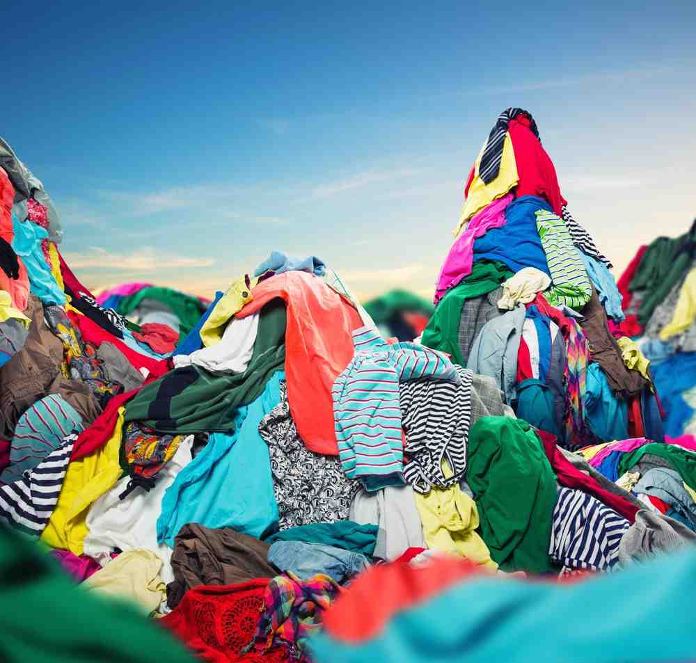Can clothes be made from recycled materials?