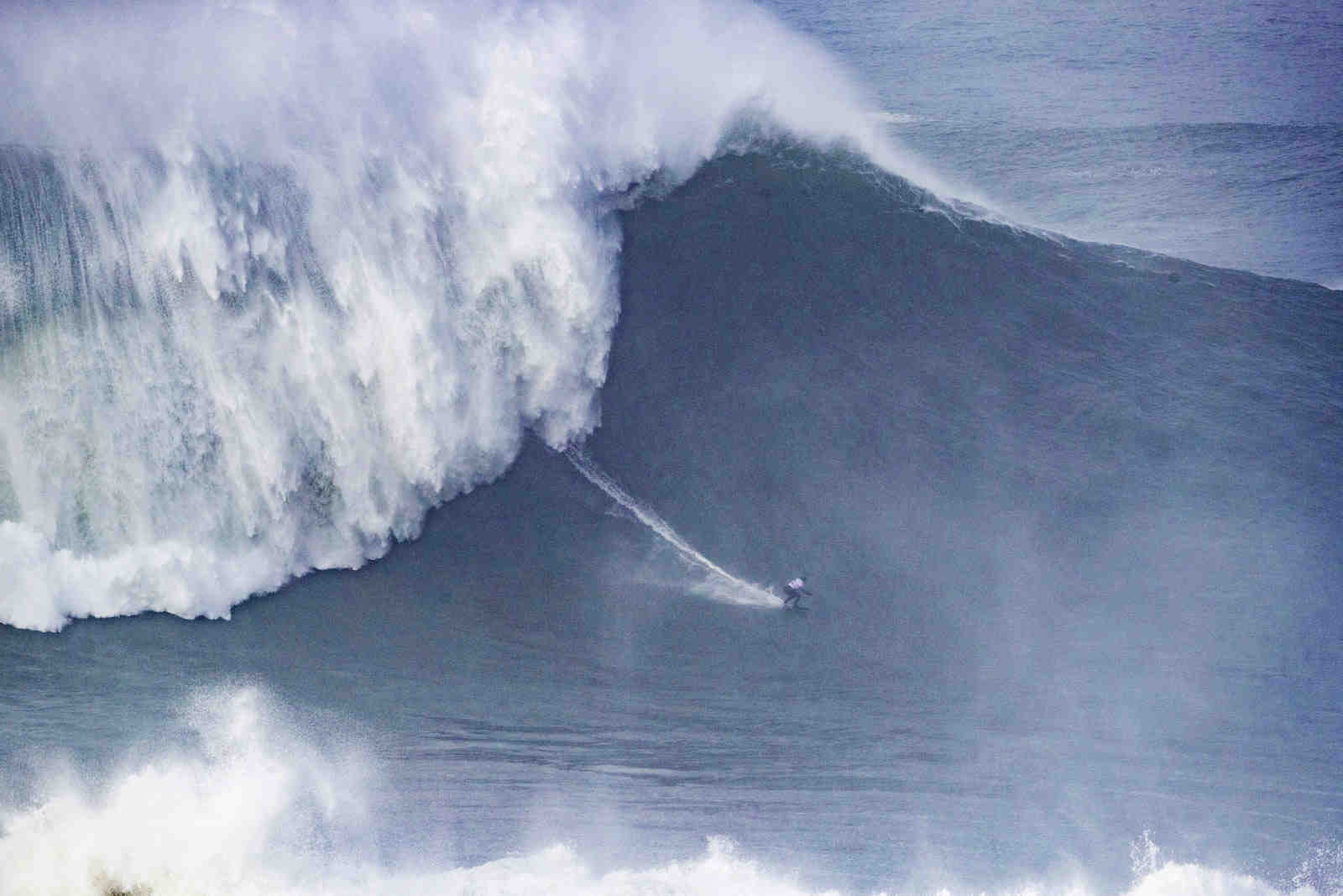 Who rode a 115 foot wave?