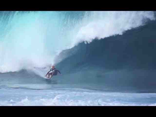 Did Kelly Slater win the Pipe Masters?