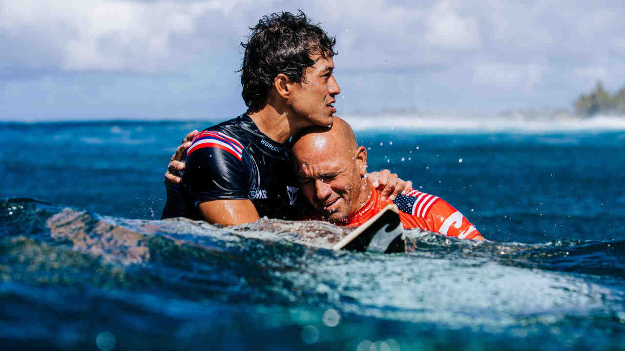 Does Kelly Slater have a twin?