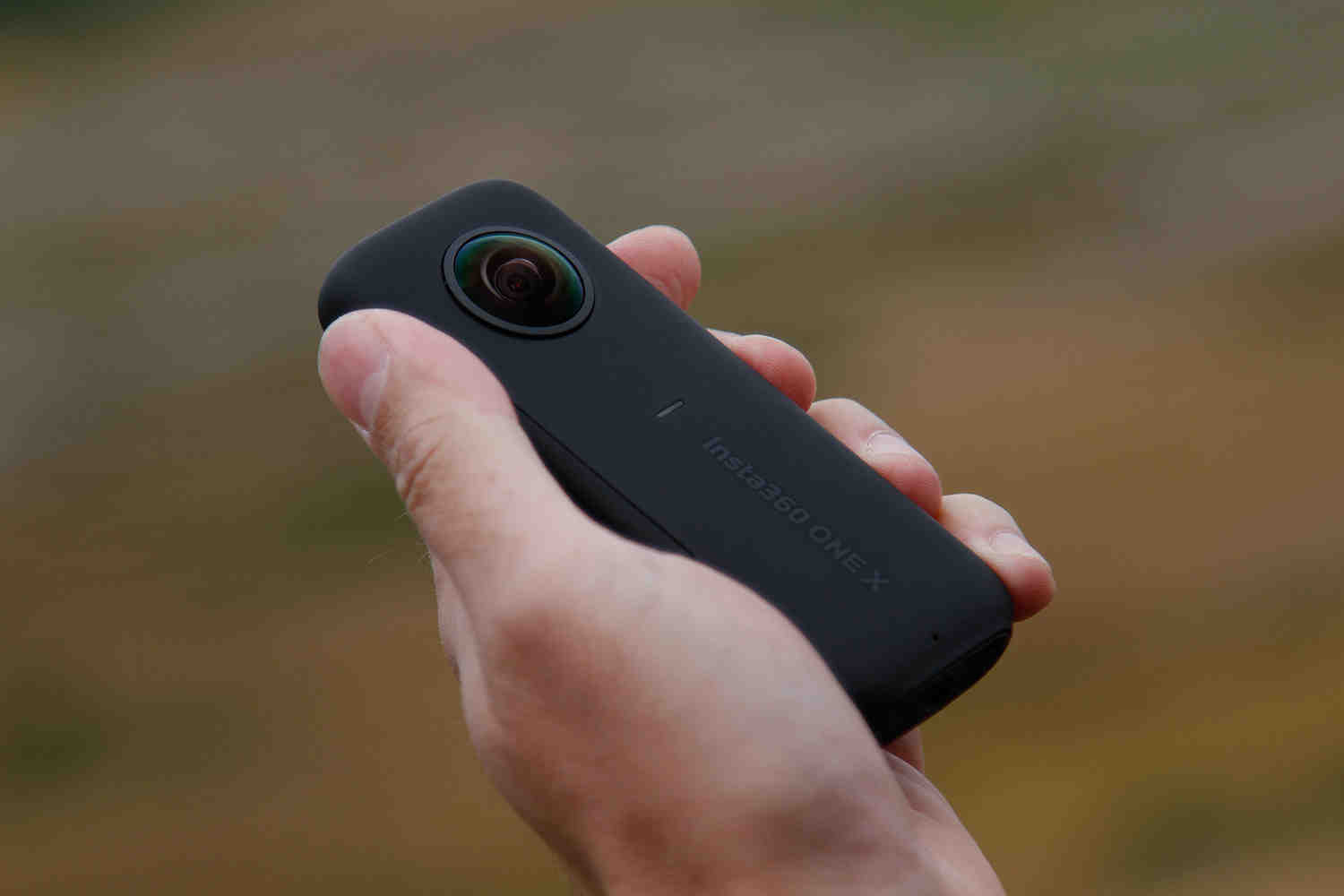 How do I connect my Insta360 to my phone?