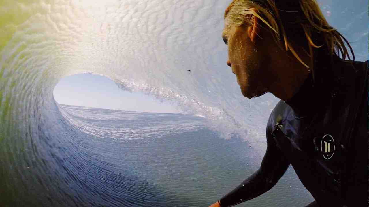 How do you get a wild card in surfing?