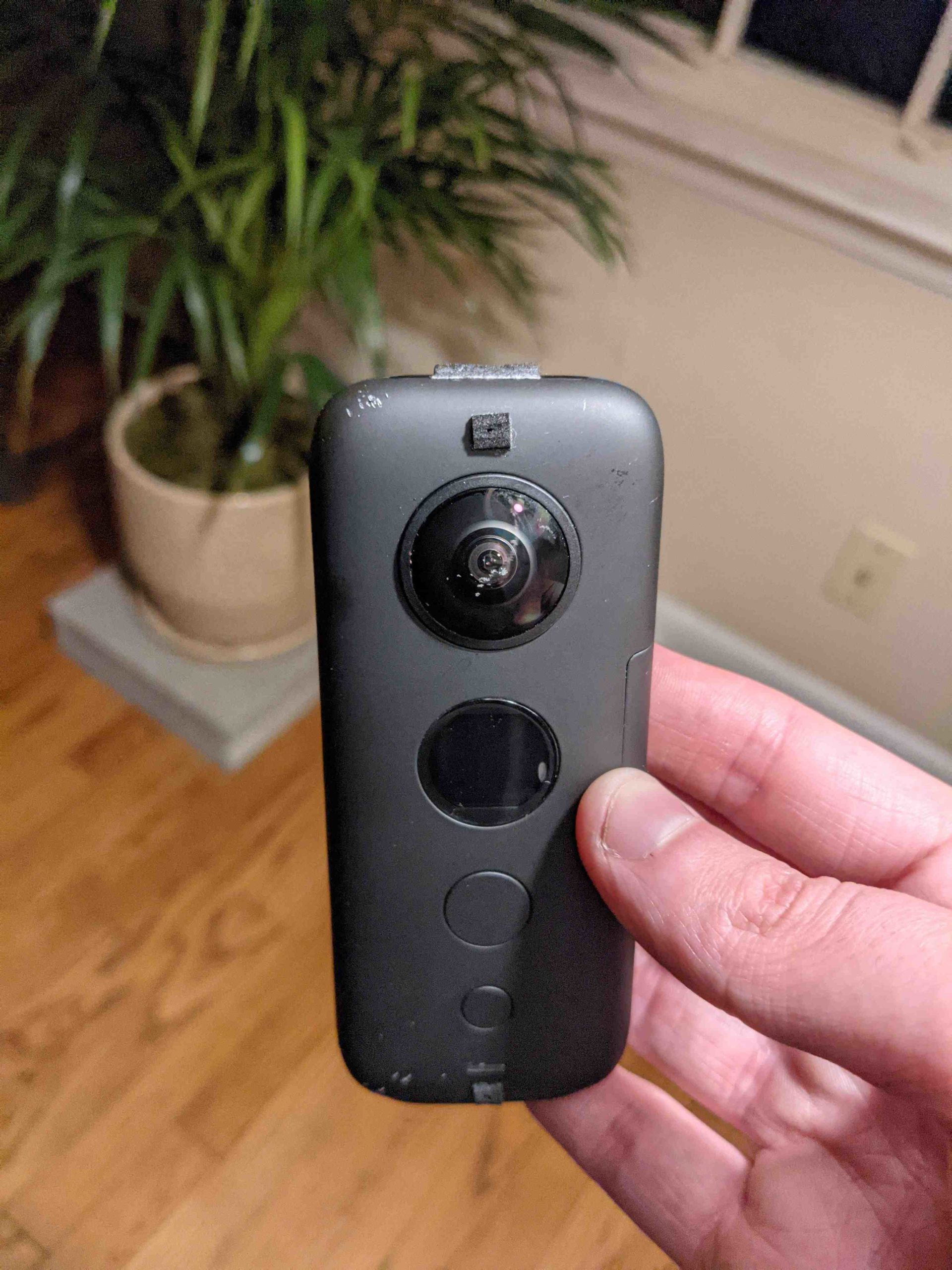 How long does it take to charge Insta360 one R?