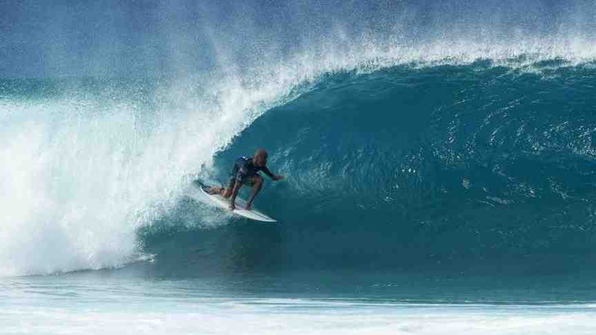 How many times has Kelly Slater won the pipeline?