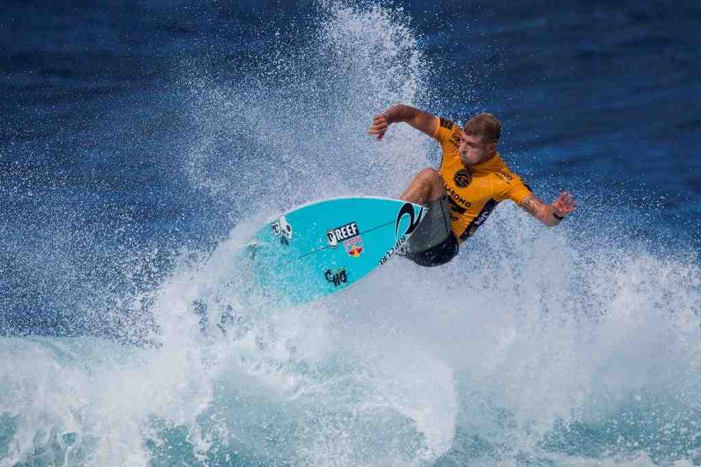 How many times did Mick Fanning win bells?