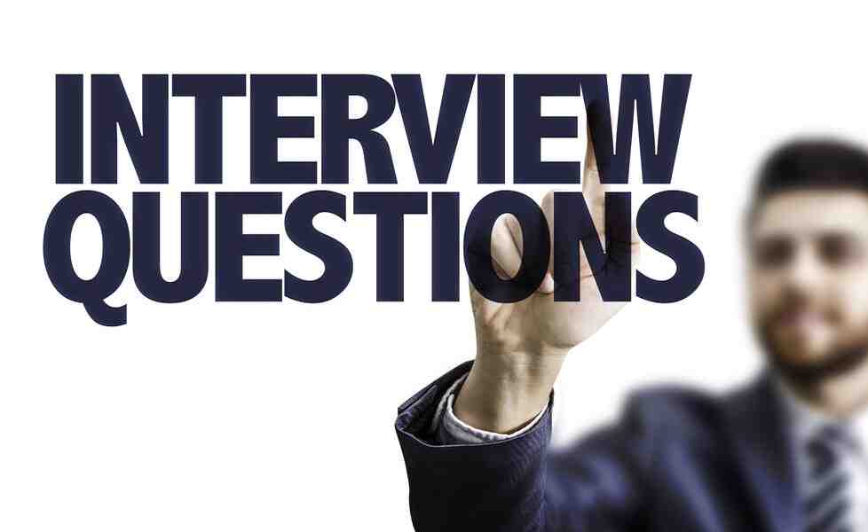 What questions should I ask HR in an interview?