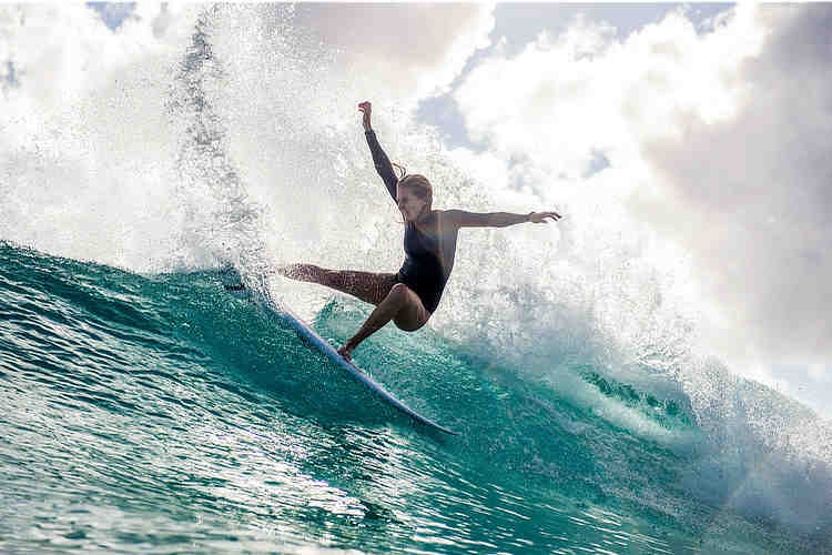 Who is Steph Gilmore sponsored by?